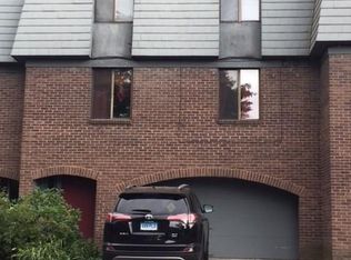 75 Trolley Crossing Ln #75, Middletown, CT 06457