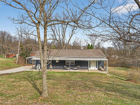 2nd image of 4130 W Stoutes Creek Rd