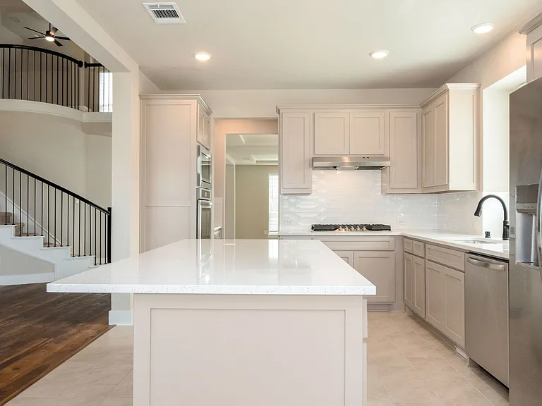 1817 Hidden Creek Dr — Photo 14