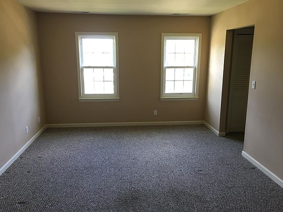 2nd image of 213 Brookwood Ave