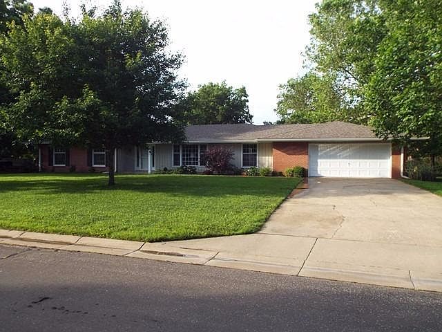 1st image of 1702 Beekman Pl