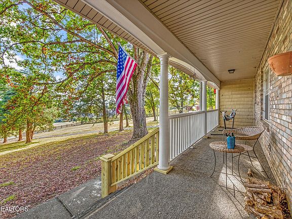 3rd image of 2912 Lovingood Way