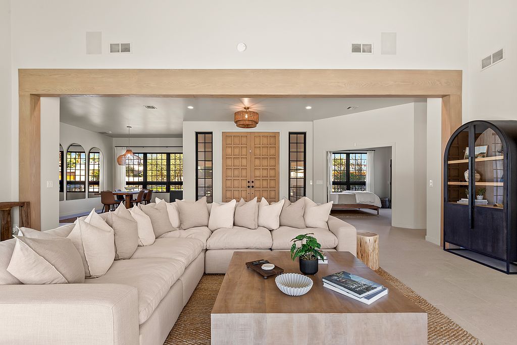 45580 Williams Rd - Property Image