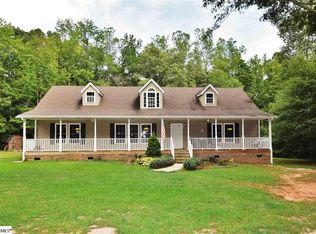 102 Algood Dr, Fountain Inn, SC 29644