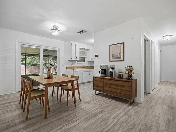 3rd image of 4020 Elder Ln