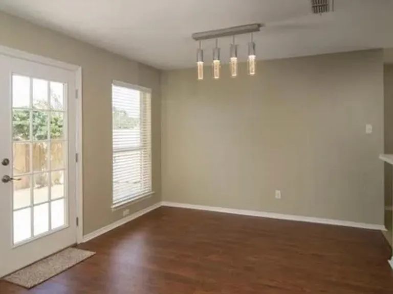 4909 Vaquero Ct — Photo 8