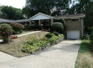 6650 Landview Rd, Pittsburgh, PA 15217