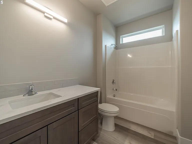 1635 Hayes St — Photo 5