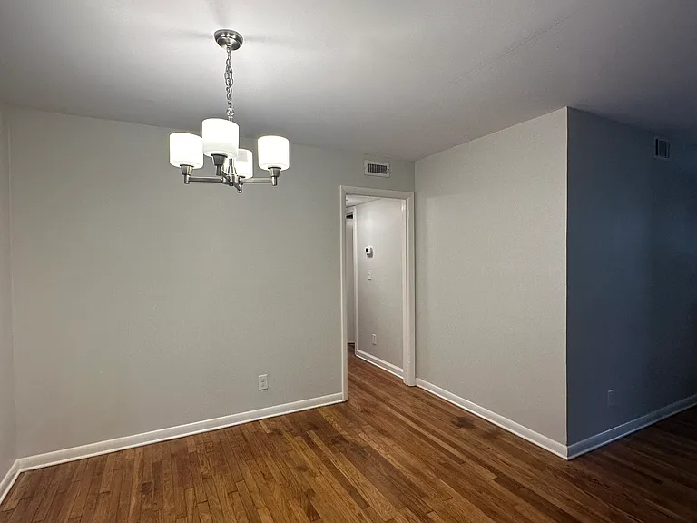 5096 Crestwood Rd — Photo 18