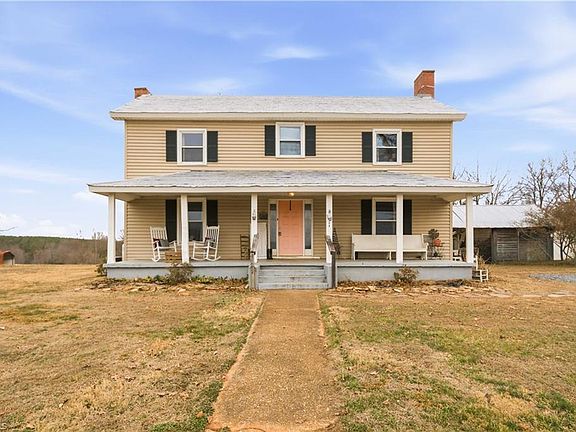 4th image of 1149 Quaker Church Rd