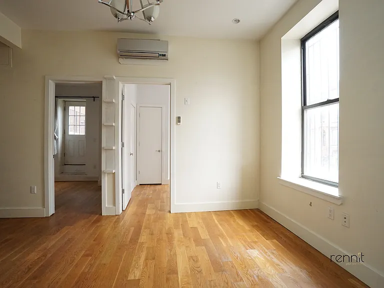 453 Franklin Ave #2B — Photo 10