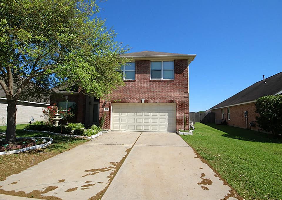 1st image of 20830 Oak Rain Ct