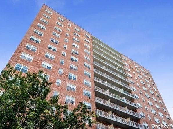 11432 Condos Apartments For Sale 71 Listings Zillow