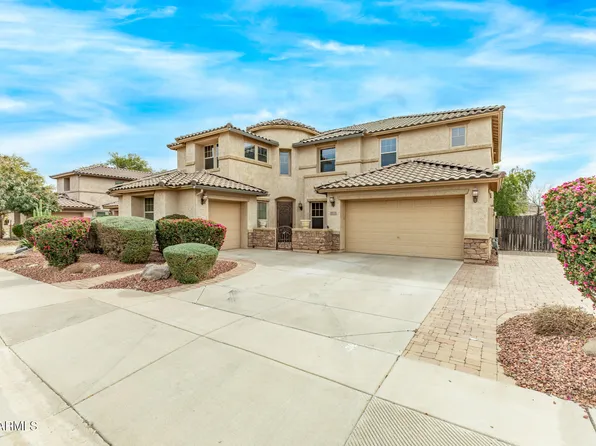 18115 W DIANA Avenue, Waddell, AZ 85355