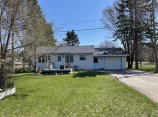 2091 Hill Rd, Manistee, MI 49660
