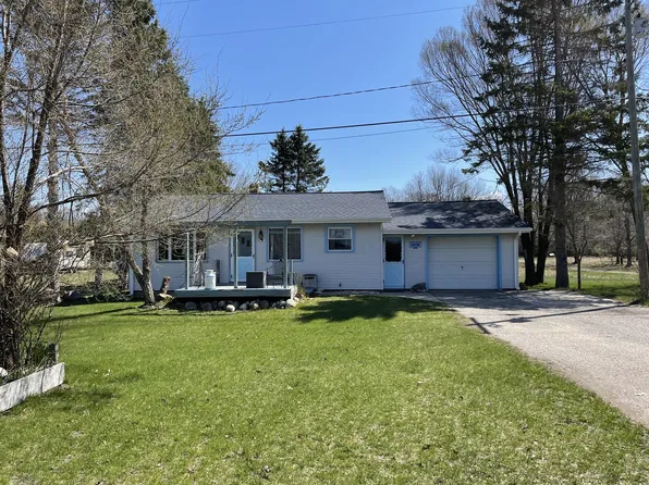 2091 Hill Rd, Manistee, MI 49660