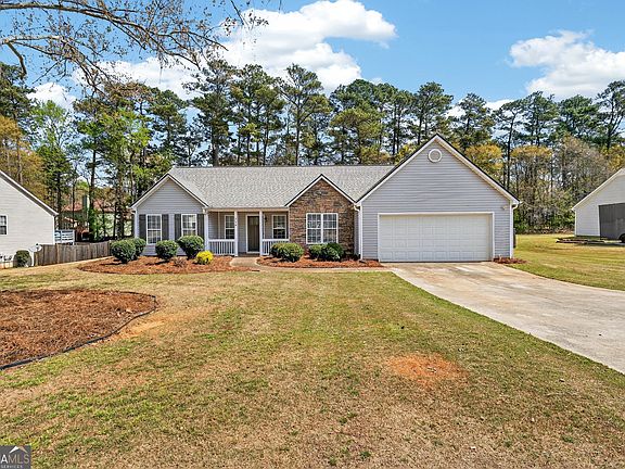 3rd image of 716 Manor Ridge Dr
