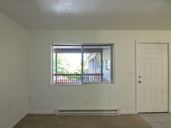 5th image of 1136 Fairmount Ave S #10