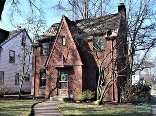 3755 Elmhurst Rd, Toledo, OH 43613