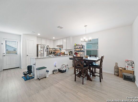 5th image of 2923 Gustavo Dr