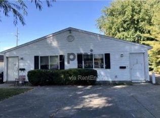 608 Richmond Ave, Mattoon, IL 61938