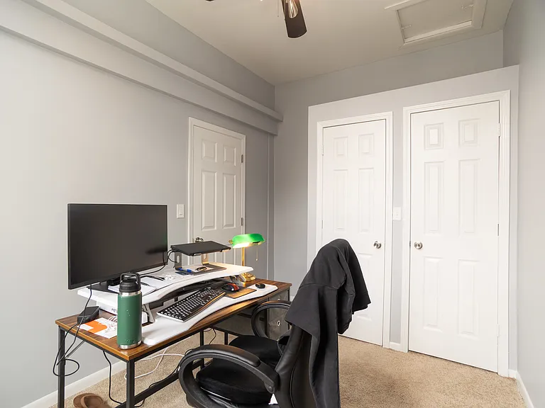 1044 W Belmont Ave #2 — Photo 17