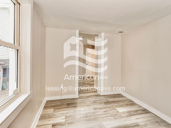 699334_005_dining_room_13788439.jpg