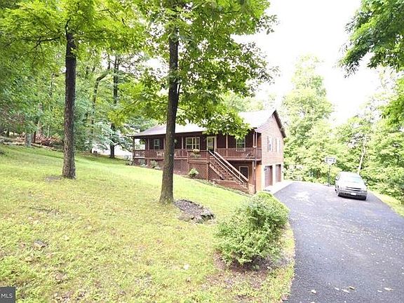 2nd image of 208 Shenandoah Valley Dr