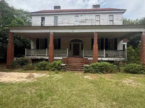 1588 Kelly Bridge Rd W, Bishopville, SC 29010