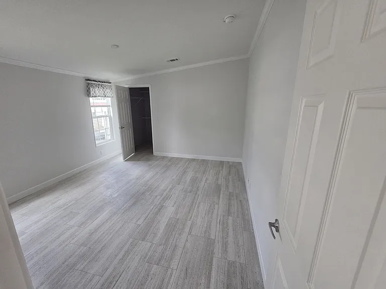 5211 SW 34th St — Photo 13