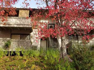 1483 Marchbanks Dr APT 4, Walnut Creek, CA 94598