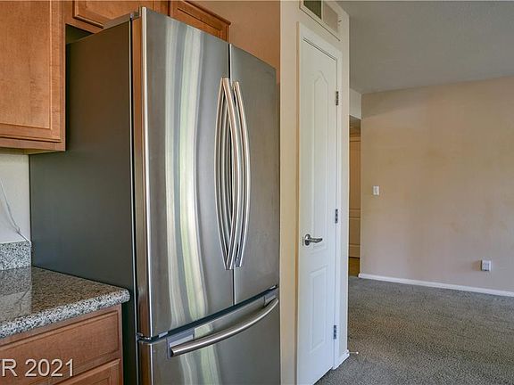 4th image of 7720 Secret Shore Dr Unit 105