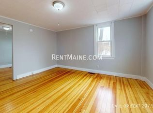 269 1/2 French St, Bangor, ME 04401