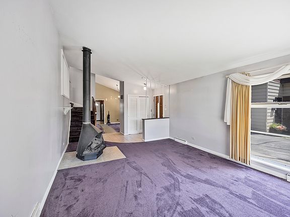 5th image of 15539 Dobson Ave