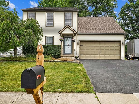 3rd image of 9072 Rosem Ct