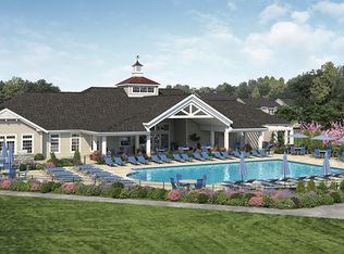 133 Halley Dr, Center Moriches, NY 11934