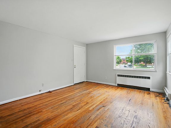 3rd image of 3919 E Gatewood Ln #3
