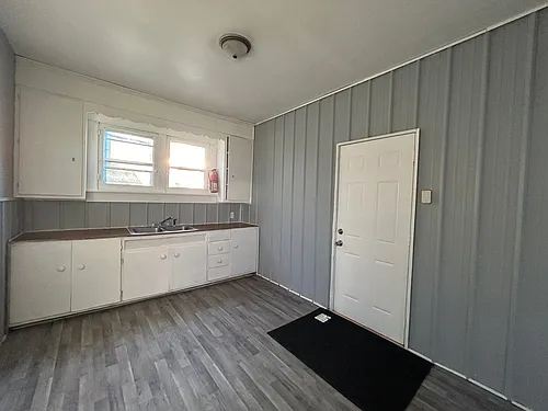 323 Sherman St Photo 1