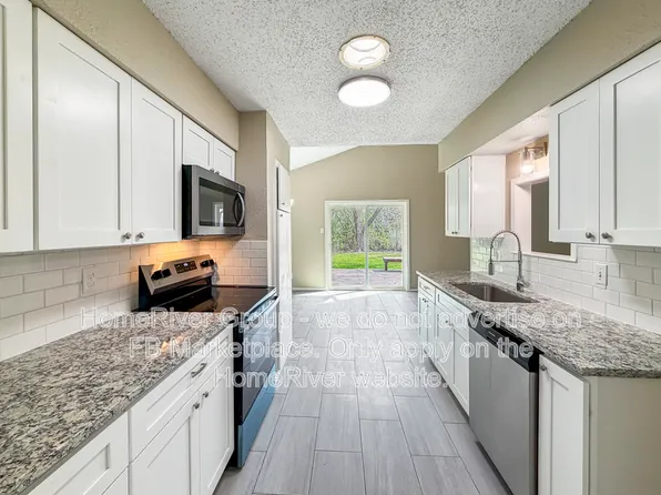 1406 W Shore Dr, Richardson, TX 75080