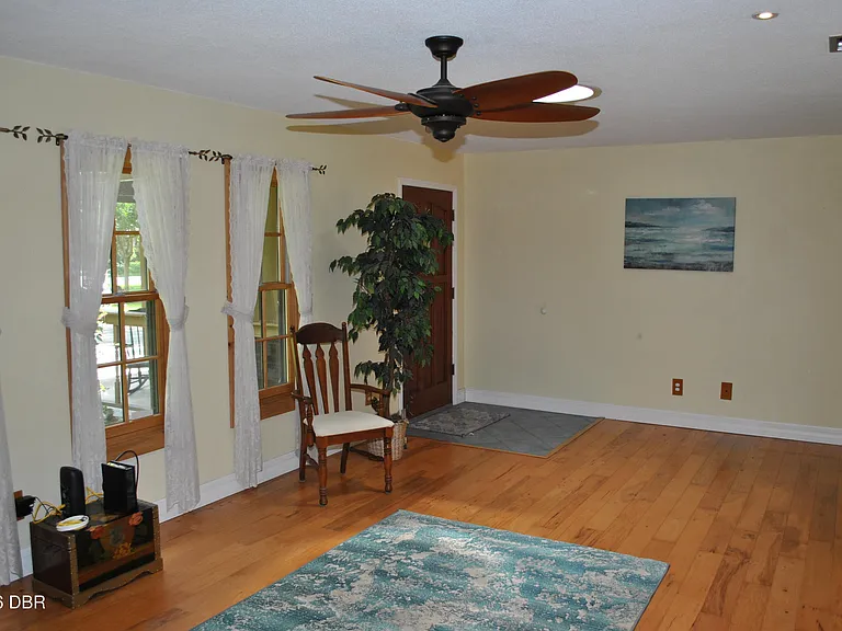 5590 Lancewood Cir S #S — Photo 8