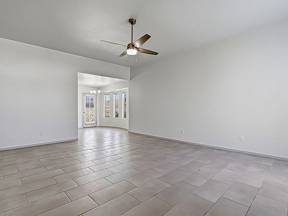 3rd image of 1173 Summer Rain St