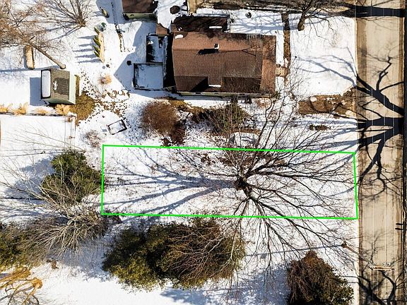5th image of 0 E 5th St