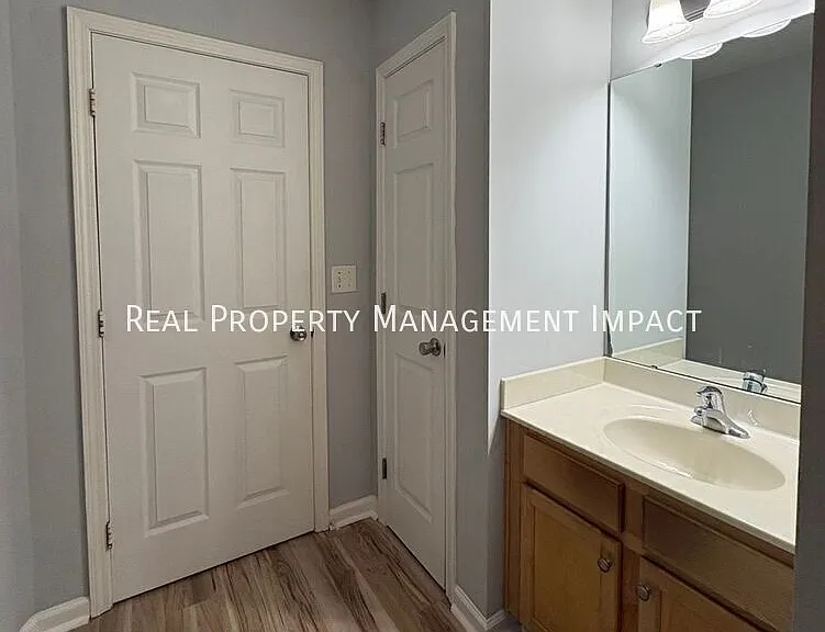 1725 Tw Alexander Dr #602 — Photo 36
