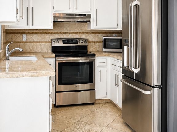 3rd image of 34142 Selva Rd Unit 211