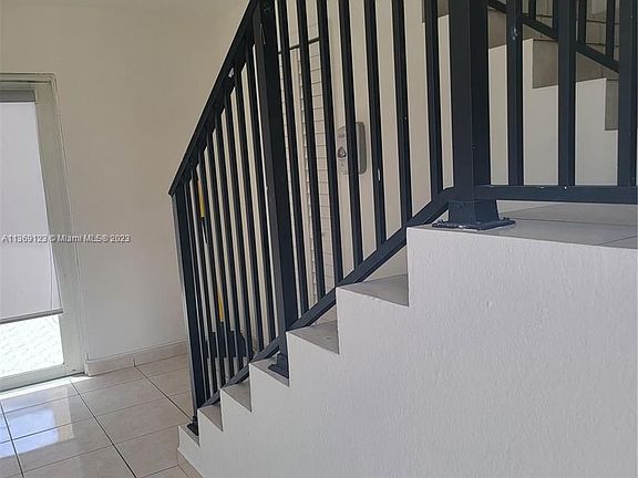 4th image of 17350 NW 74th Ave APT 201