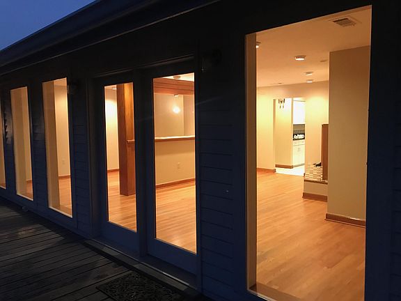 4th image of 92 Metairie Ct