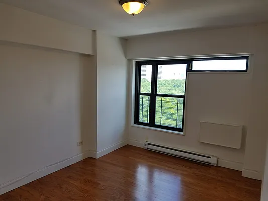 Rented by Bruma Realty LLC | media 11