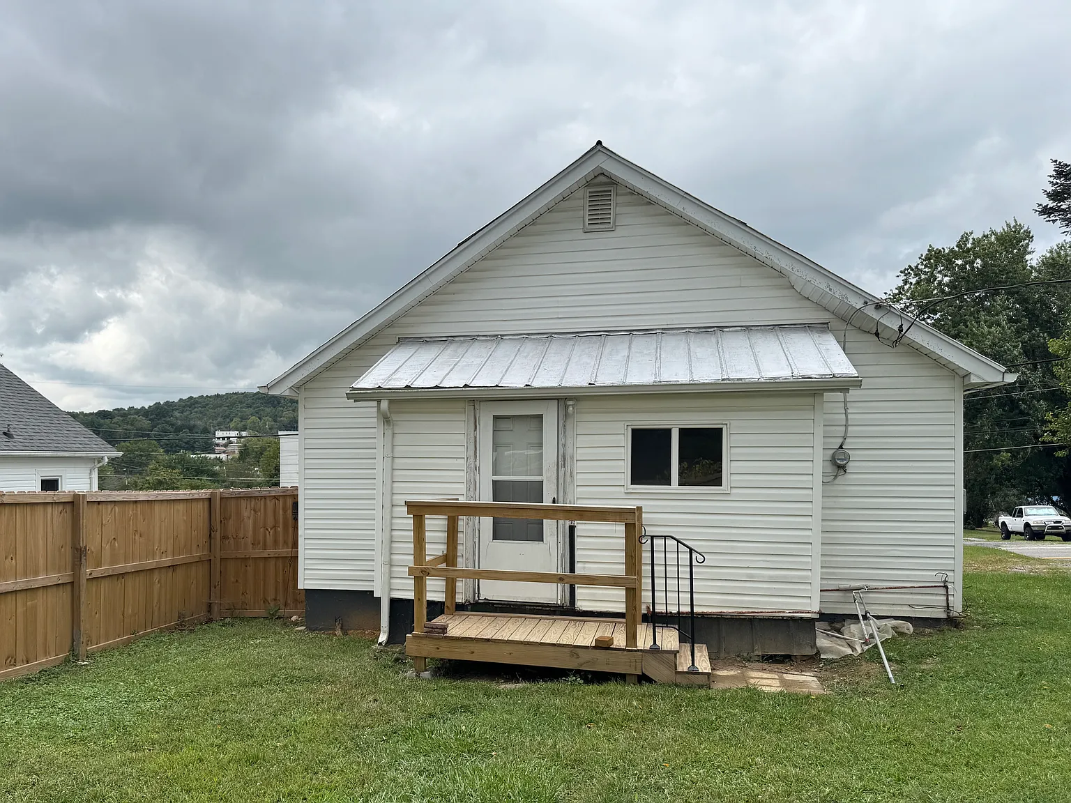 2 bed, 624 sqft, $1,300 — Photo 3