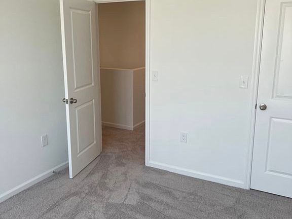 5th image of 8620 Sportsman Loop