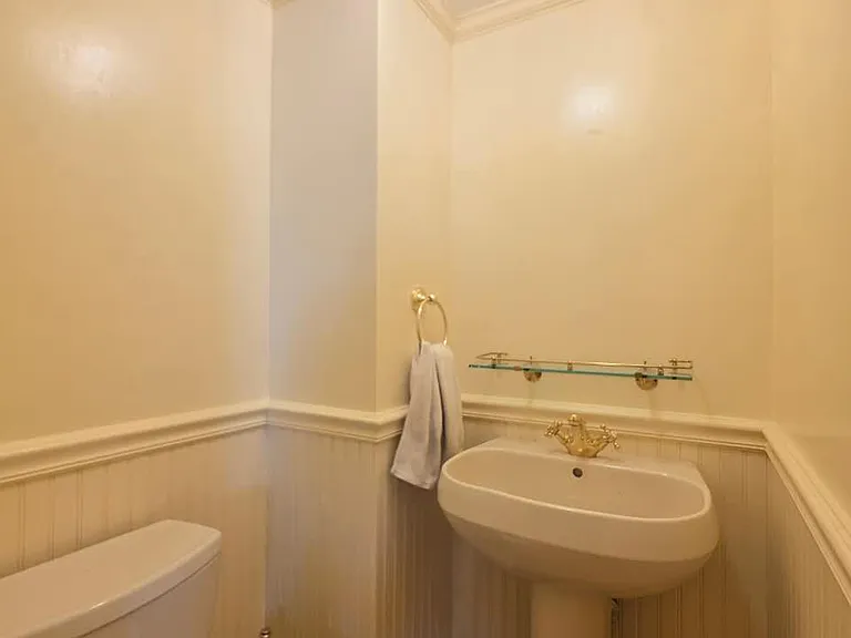 5 Wirt Ave — Photo 10